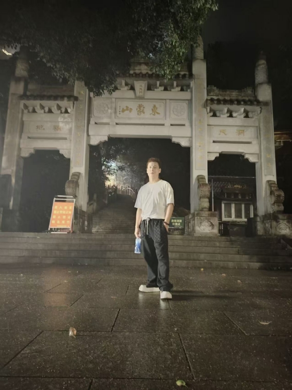 慕晨的第一张照片--宁德相亲服务中心