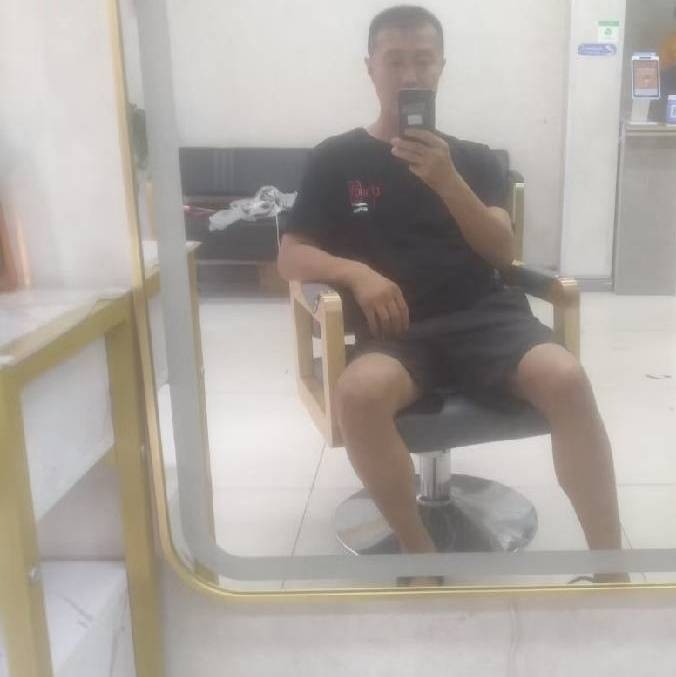 闫杰的第一张照片--宁德相亲服务中心