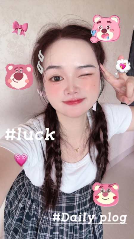 丫头的第四张照片--宁德相亲服务中心