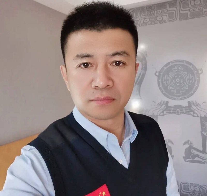 生在红旗下的第一张照片--宁德相亲服务中心