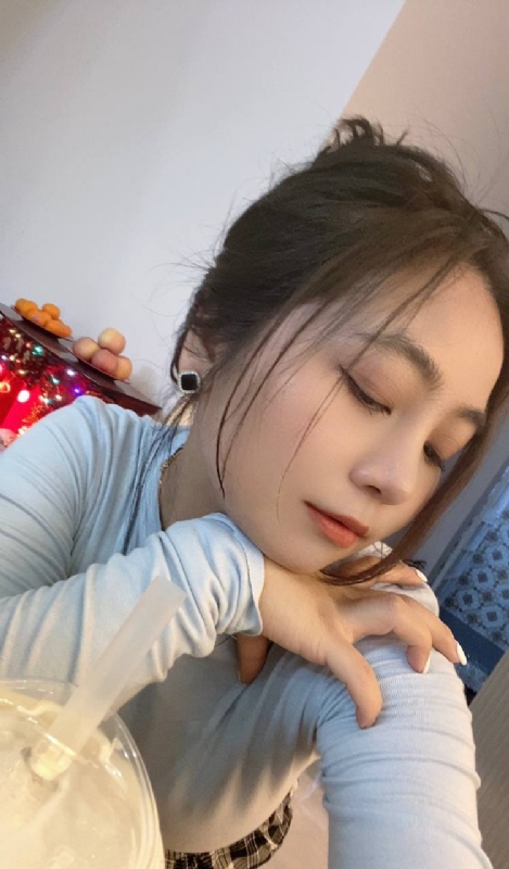 艳秋的第一张照片--宁德相亲服务中心