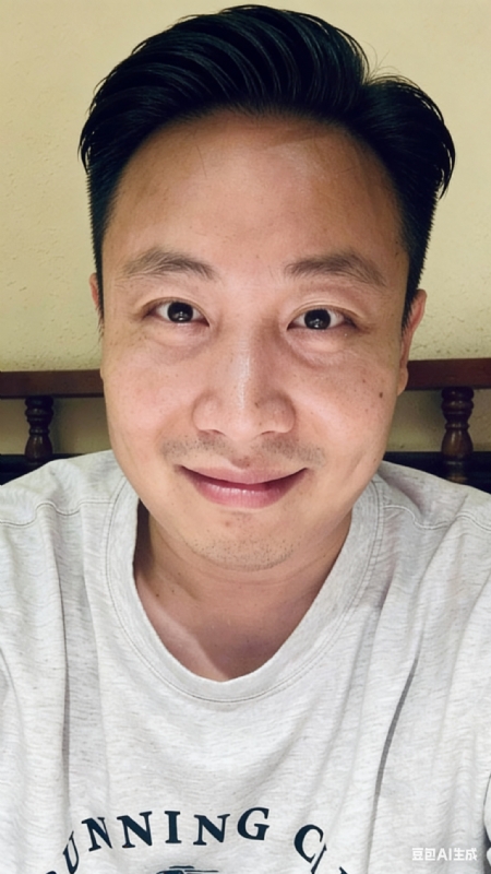 巾凡的第二张照片--宁德相亲服务中心